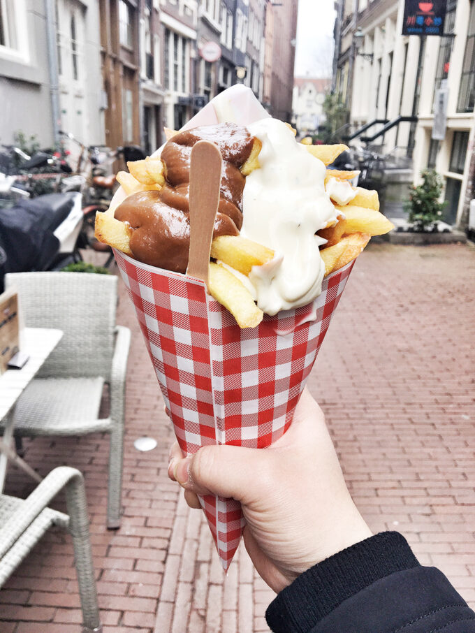 Head over the popular Vlaams Friteshuis Vleminckx in Amsterdam and get yourself a medium double-fried fries with Thai peanut sauce and Italian garlic sauce. Too DELICIOUS for words and also the photos look great on Instagram!