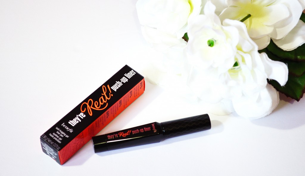 benefit-theyre-real-push-up-liner-5