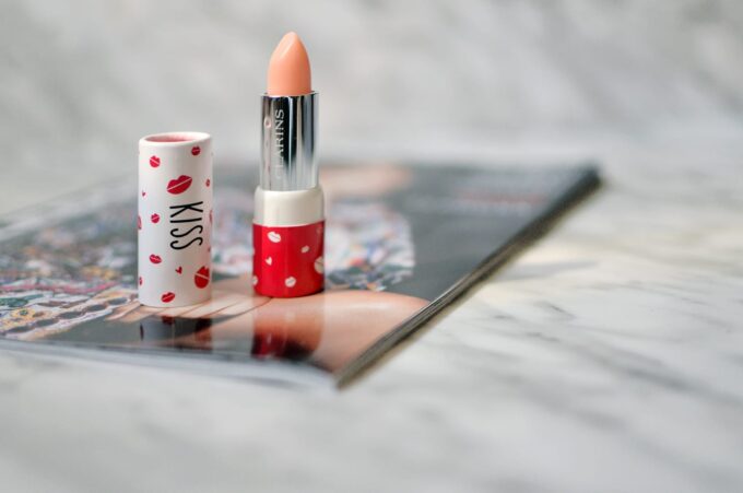 Clarins Daily Energizer Lovely Lip Balm Review.