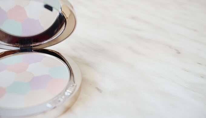 Guerlain Meteorites Compact Light Revealing Powder