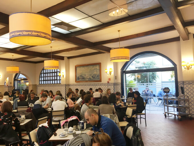 The comfortable seating area in Pasteis de Belem. I spent around 1 hour inside and enjoyed my pasteis de nata in peace while also having the chance to try out other items on the menu!