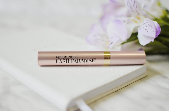 L'Oreal Lash Paradise Review.