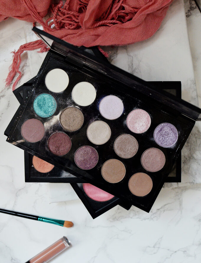 Makeup Geek Eyeshadows  Review.  The Fantasia