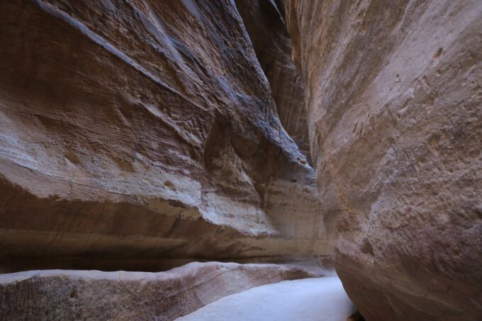 The Siq which takes about 30 minutes to go through before you arrive at the incredible Treasury!