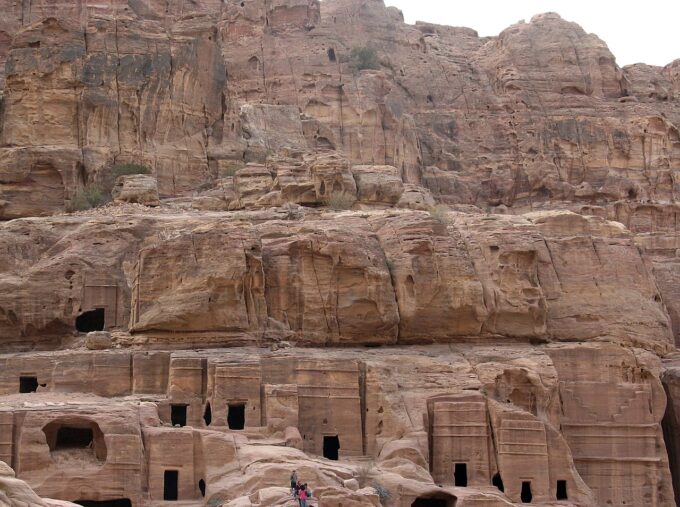 Petra Street of Facades | Petra - there's something quite still so mystical about this ancient city. Once "lost" to the world, it was rediscovered by Westerners in late 1800s which is now Jordan's major tourist attraction site. What to do there beyond the Treasury? Here's a list of 10 things to do in Petra that goes beyond the iconic Treasury!