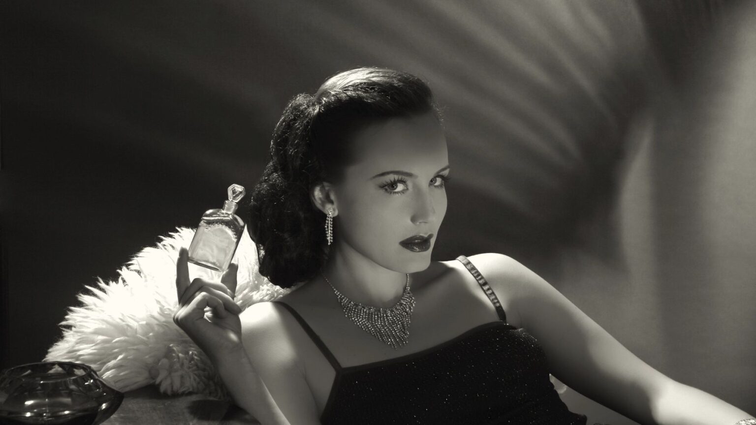 8 Best Vintage Perfumes 2024 Review And Buying Guide