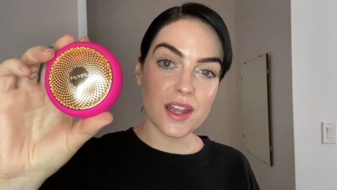 FOREO UFO Smart Mask Device Review and Demo